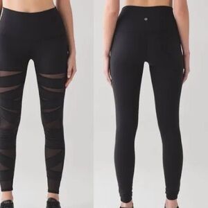 Lululemon Wunder Under high-rise tech mesh leggings in black. Sz 4